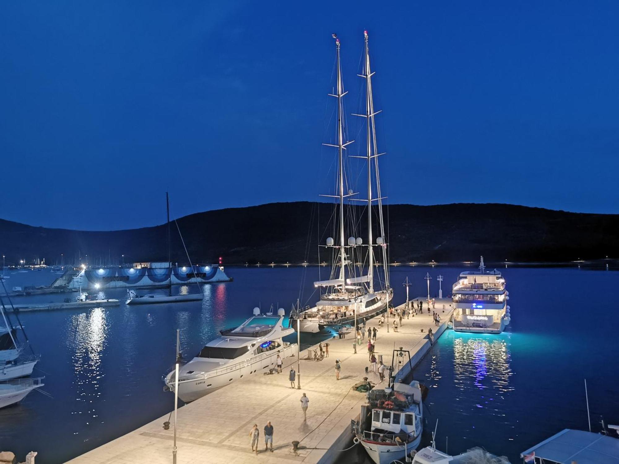 Bella Vista Διαμέρισμα Cres Εξωτερικό φωτογραφία